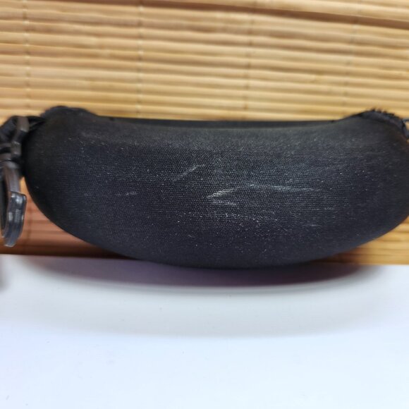 Maui Jim Sport Semi Hard Clamshell Sunglass Case Zipper Close with Clip Black - Picture 5 of 9